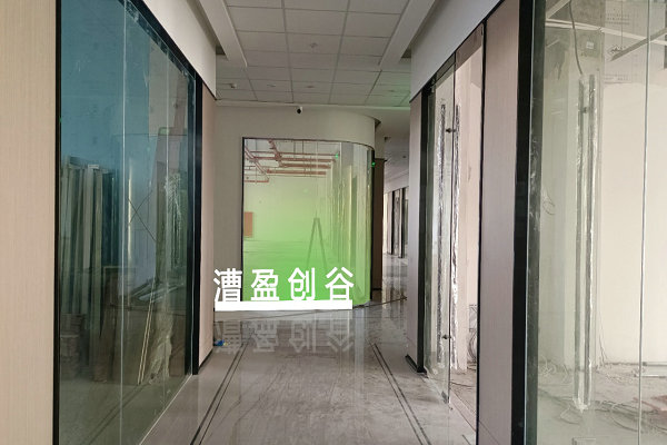 漕盈生活创享中心（漕盈创谷中心)