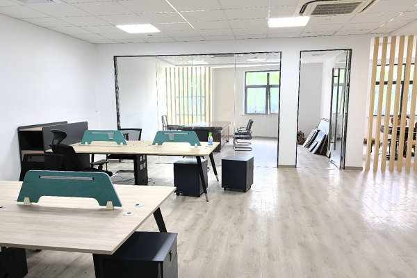 漕盈生活创享中心（漕盈创谷中心)